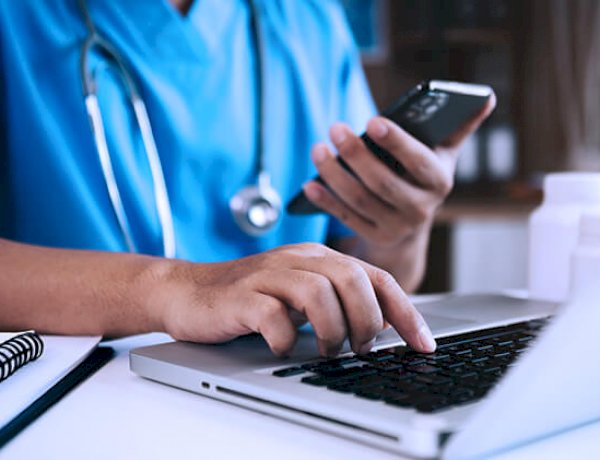 Como os dispositivos que ajudam na rotina em centros terapêuticos